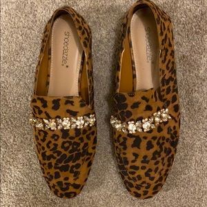 Shoe dazzle leopard print loafers